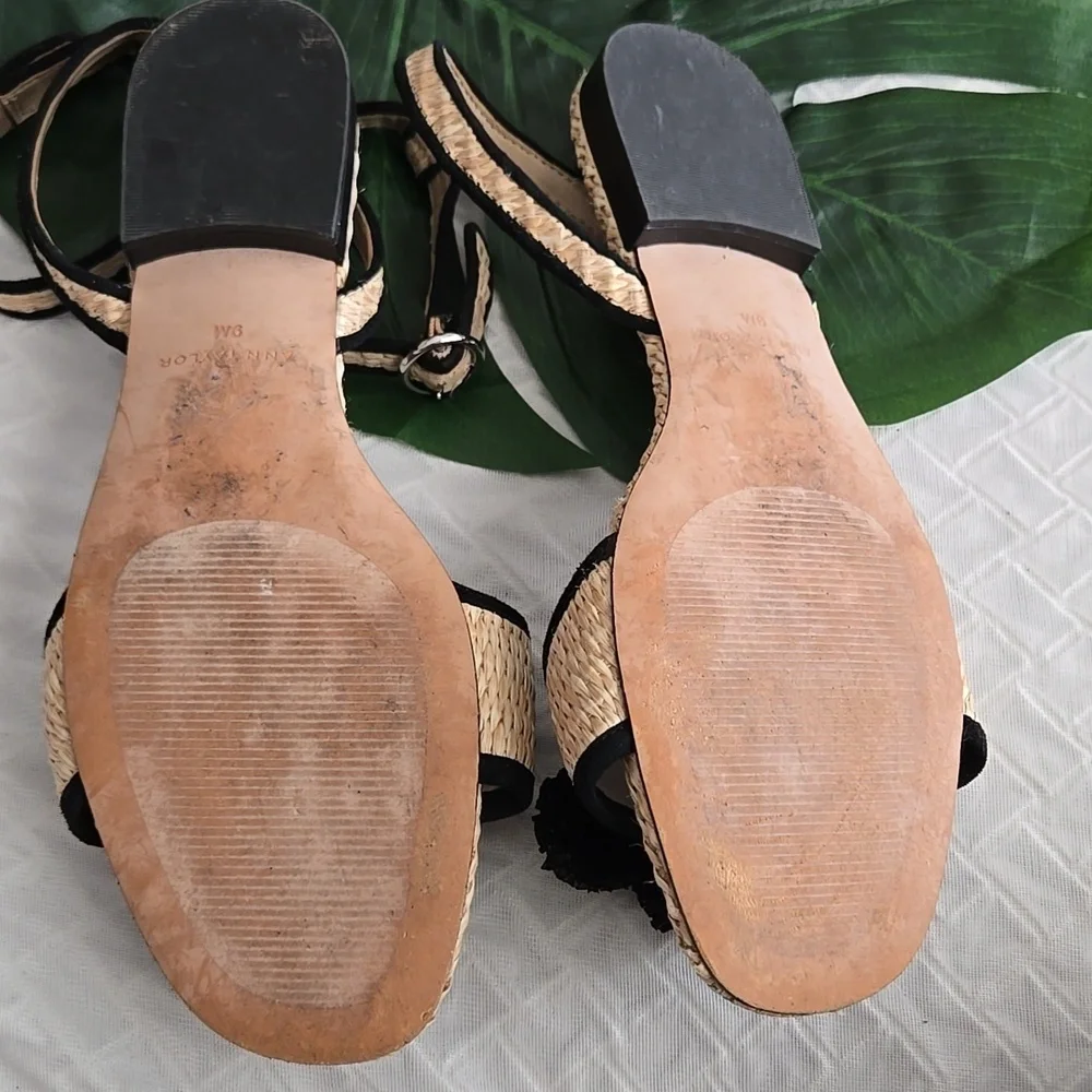Ann Taylor Adley Pompom Women's Black and Tan Resortwear Sandals Summer Shoes